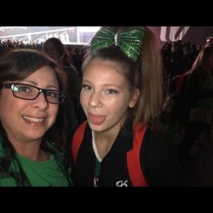 Meet your Posher, Leslie